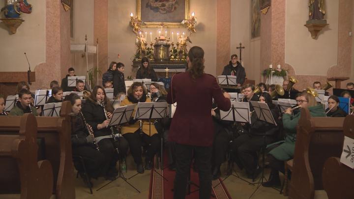 Templomi koncert Nagynyárádon