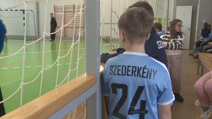 Megkezdődtek a futsal tornák Bólyban