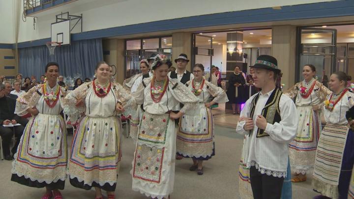 Sváb-sokac lakodalmas