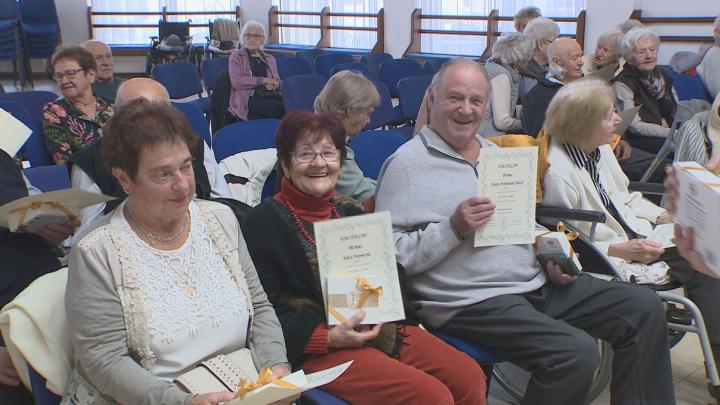 Oklevél az idén 70-80-90 évesek számára