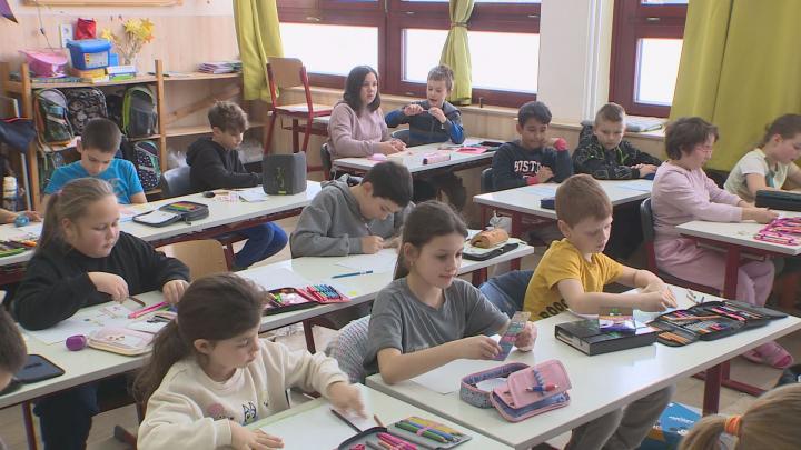 Közel a tanév fele