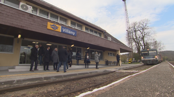 Megújult a villányi vasútállomás